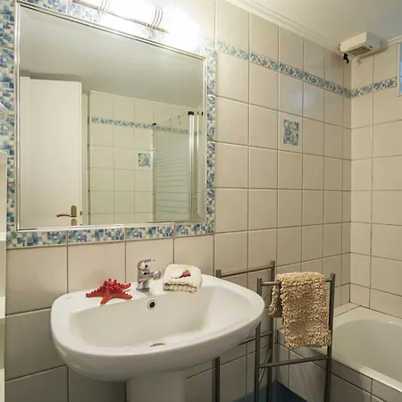 Seafront With Loft Bed * Itea